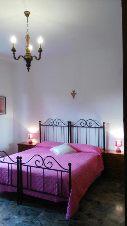 Il Giardino Del Gallo Bed & Breakfast Foligno Room photo